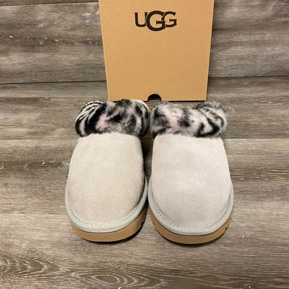 UGG | Cluggette Leopard Fur Lined Sheepskin Suede Indoor Outdoor Slippers NEW - Picture 2 of 7